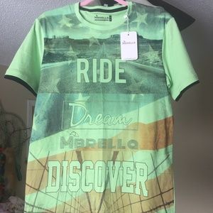 Men’s T-SHIRT NWT